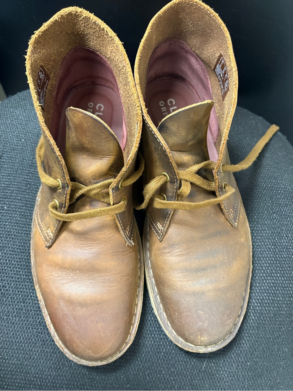 Clarks Men’s Tan Leather Chukka Boots